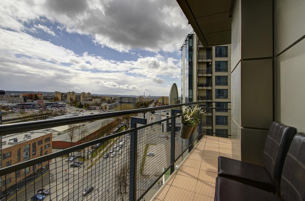 Helios 19 Luxury Vilnius Apartment المظهر الخارجي الصورة
